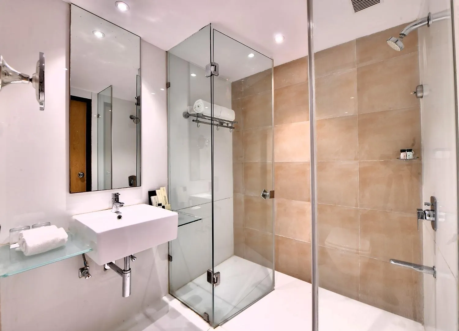 Hotel Atlantis Suites Near Delhi Airport New Delhi