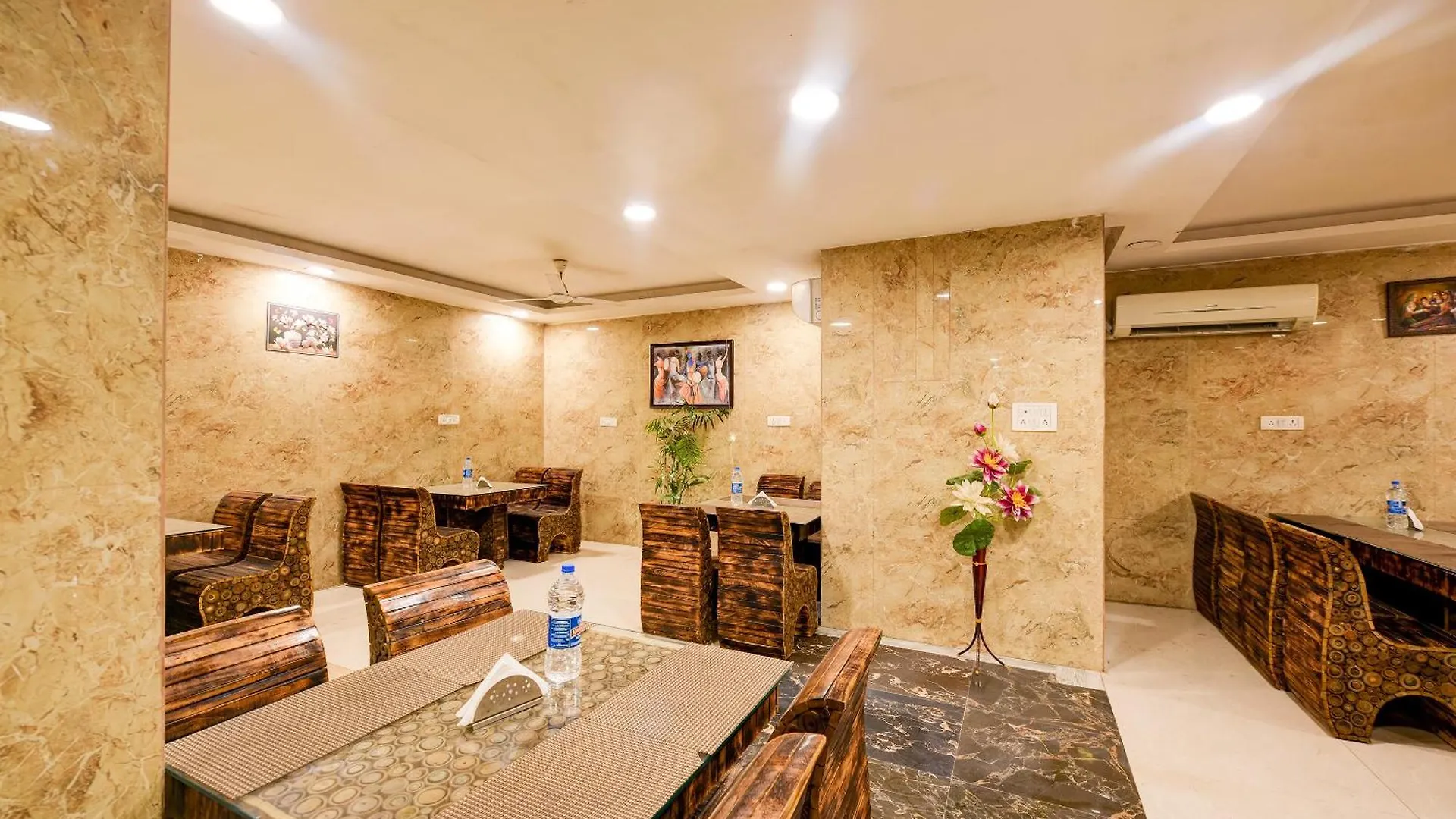 ****  Hotel Atlantis Suites Near Delhi Airport New Delhi India